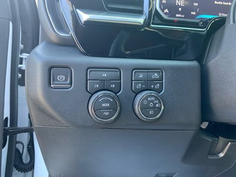 Used 2026 Chevrolet Silverado 2500 LT w/ Trail Boss Package AWD/4WD image 13