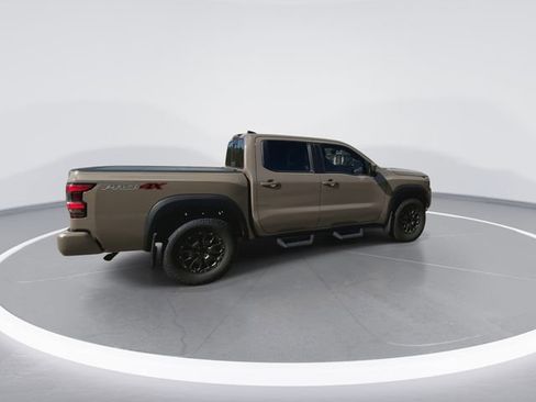 Used 2022 Nissan Frontier PRO-4X w/ Pro-4X Premium Package image 12