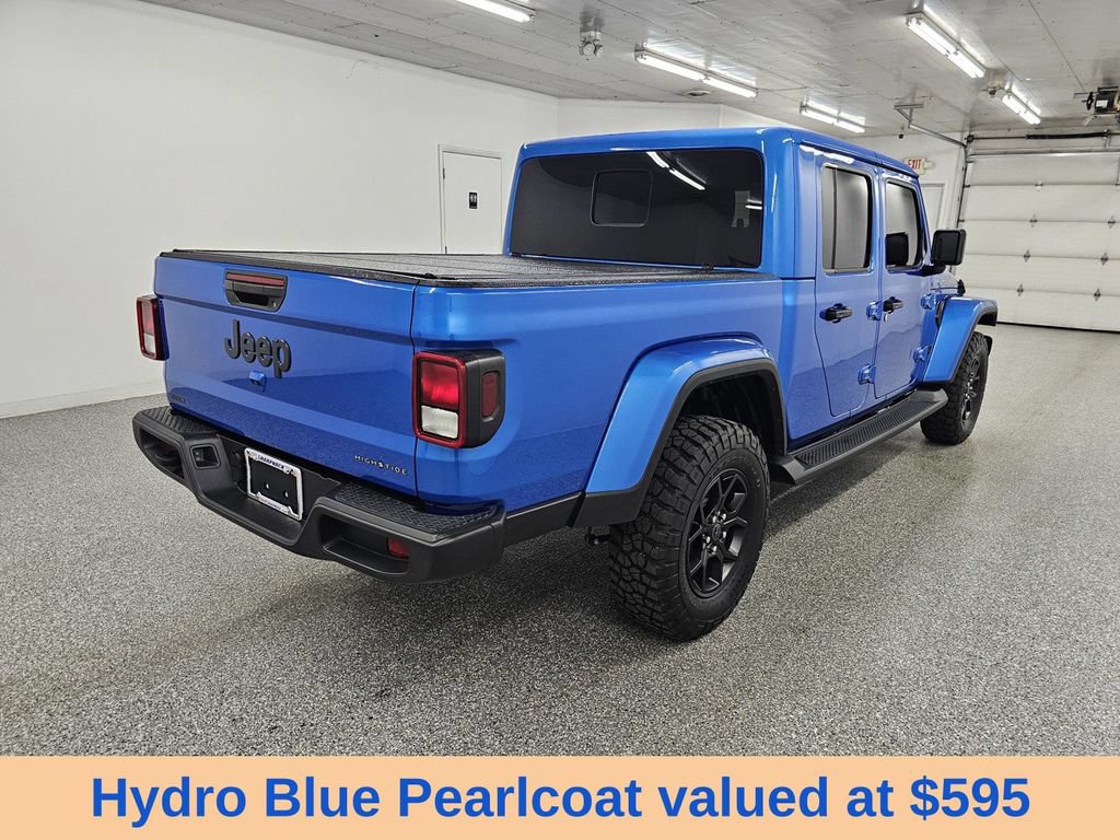 Used 2025 Jeep Gladiator Sport AWD/4WD image 4