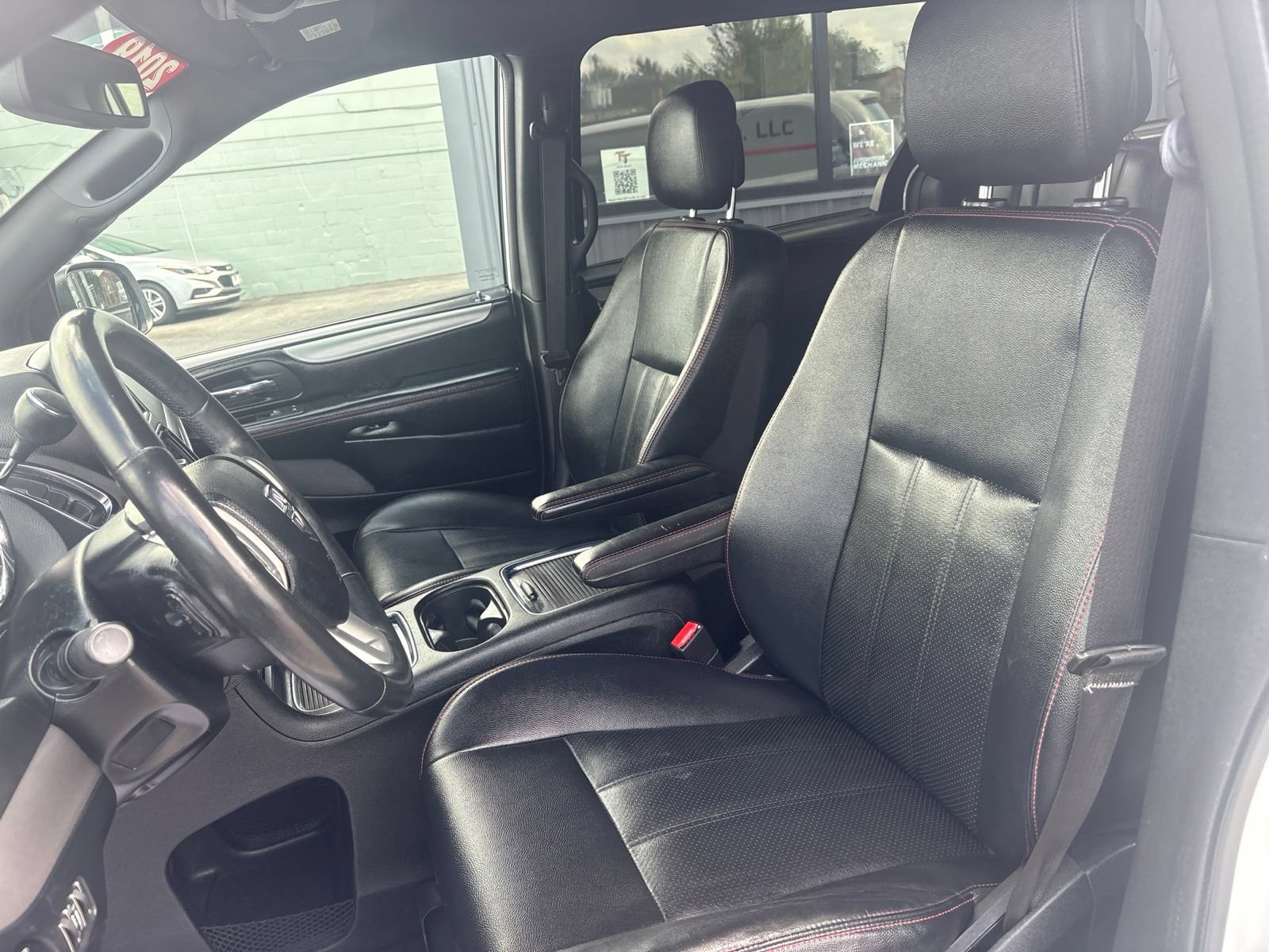 Used 2019 Dodge Grand Caravan GT FWD image 11