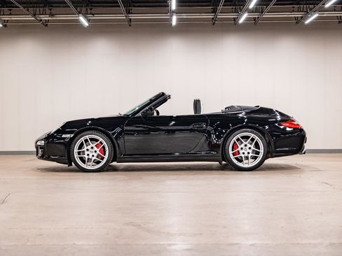 Used 2009 Porsche 911 Carrera 4S AWD/4WD image 3
