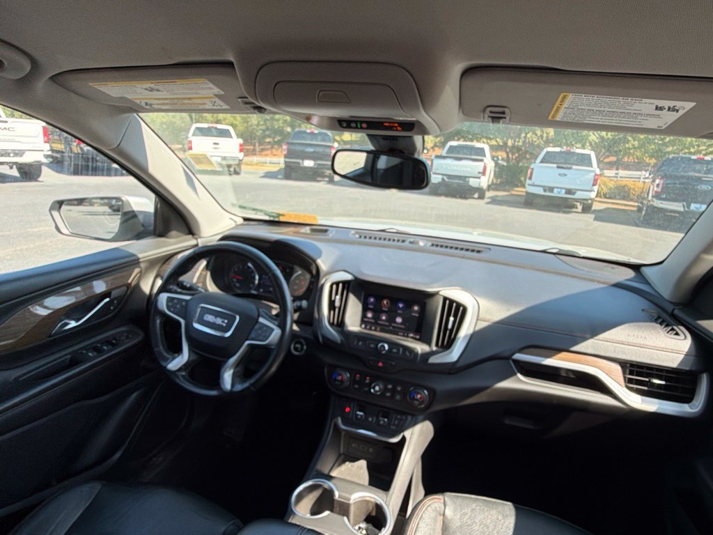 Used 2020 GMC Terrain SLE w/ Driver Convenience Package FWD image 15
