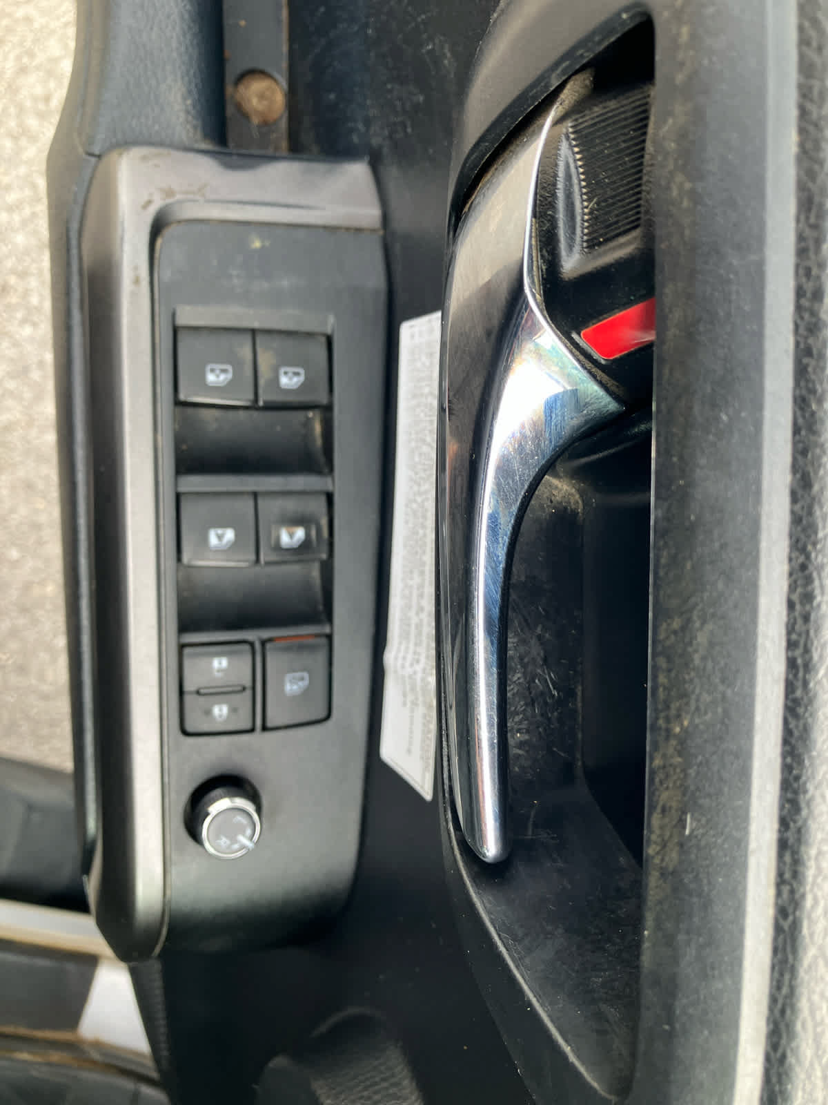 Used 2018 Toyota Tacoma TRD Off-Road AWD/4WD image 12