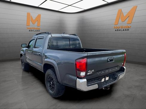 Used 2021 Toyota Tacoma SR5 AWD/4WD image 3