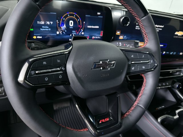 New 2027 Chevrolet Traverse RS w/ LPO, Floor Liner Package FWD image 12