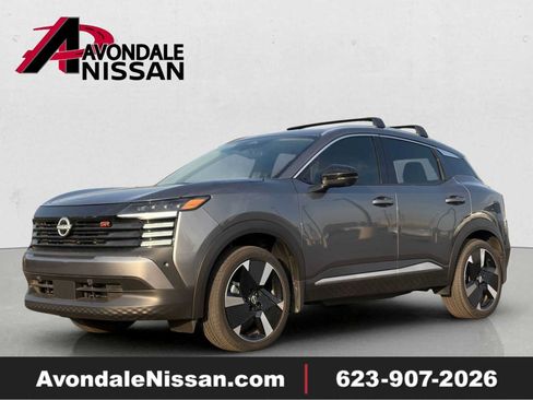 Used 2026 Nissan Kicks SR w/ SR Premium Package AWD/4WD image 1