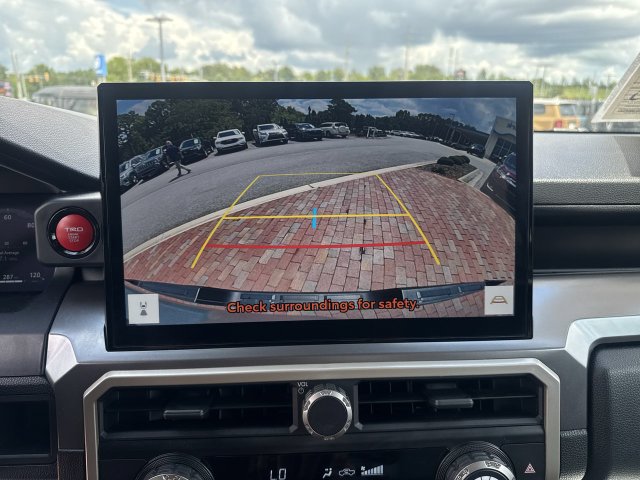 Used 2024 Toyota Tacoma TRD Off-Road AWD/4WD image 19