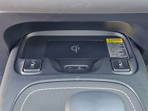 Used 2023 Toyota Corolla XSE image 27