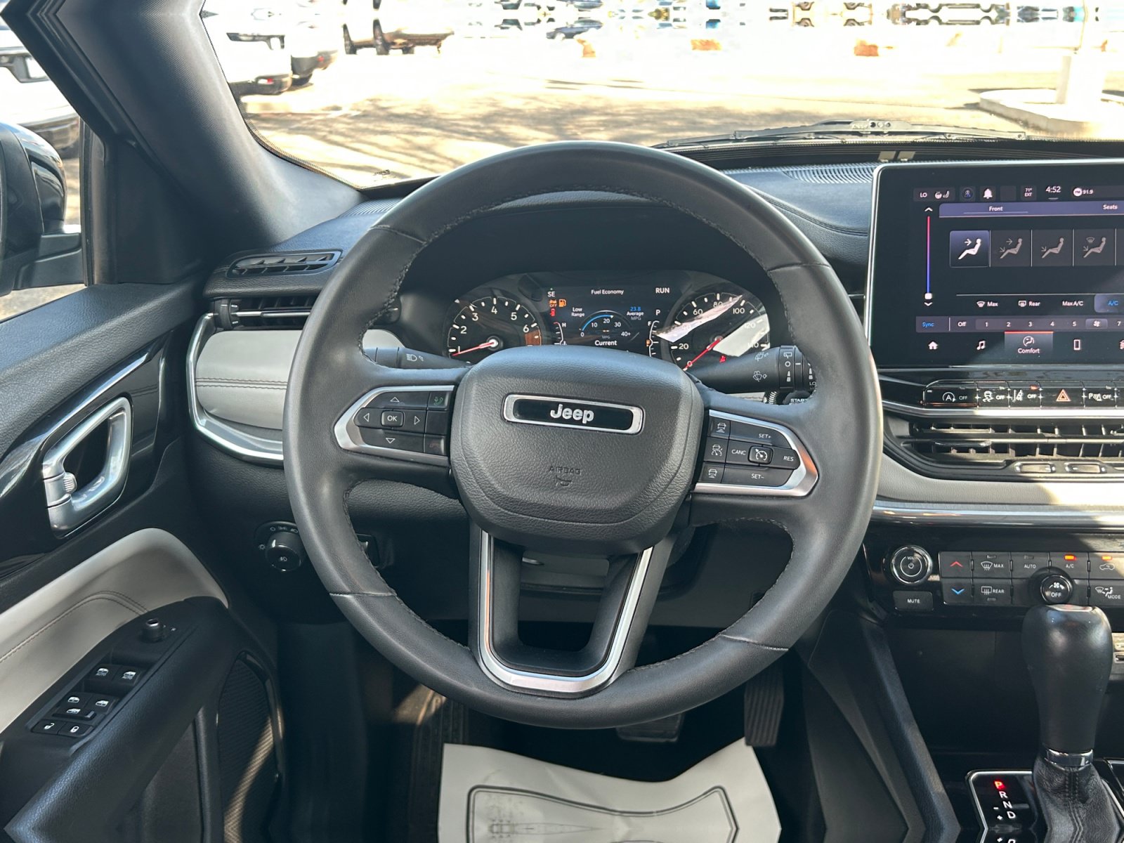 Certified 2024 Jeep Compass Limited AWD/4WD image 9
