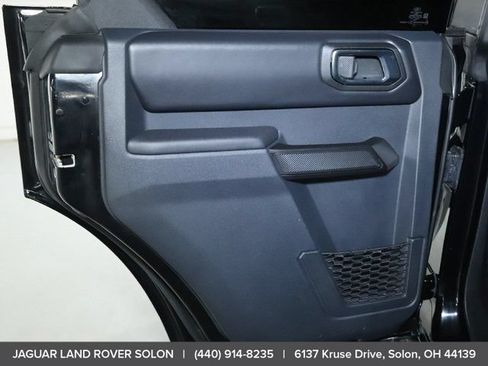 Used 2025 Ford Bronco Badlands AWD/4WD image 35