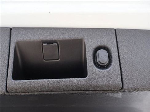 Used 2020 Chevrolet Tahoe LT RWD image 6