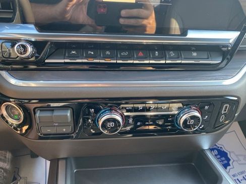 New 2026 GMC Sierra 1500 SLT w/ SLT Premium Plus Package image 23