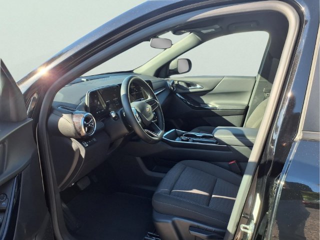 Certified 2026 Chevrolet Equinox LT AWD/4WD image 17