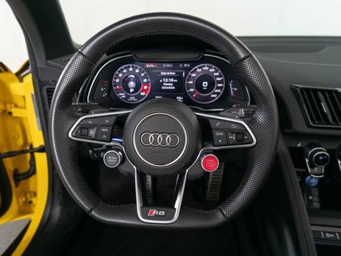 Used 2021 Audi R8 V10 image 17