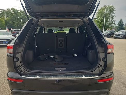 Used 2022 Mitsubishi Outlander ES AWD/4WD image 19