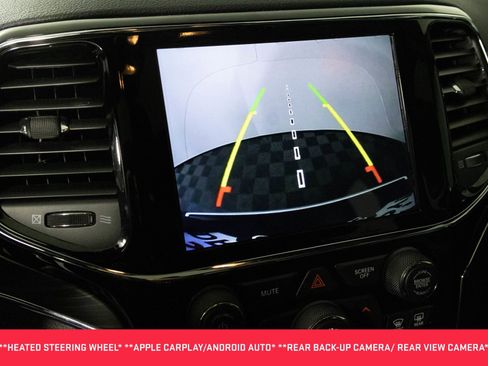 Used 2020 Jeep Grand Cherokee Limited image 7