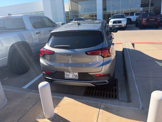 Used 2024 Buick Encore GX Preferred FWD image 2