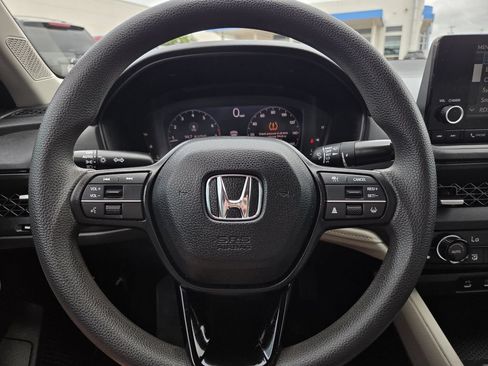 Used 2023 Honda Accord EX image 20