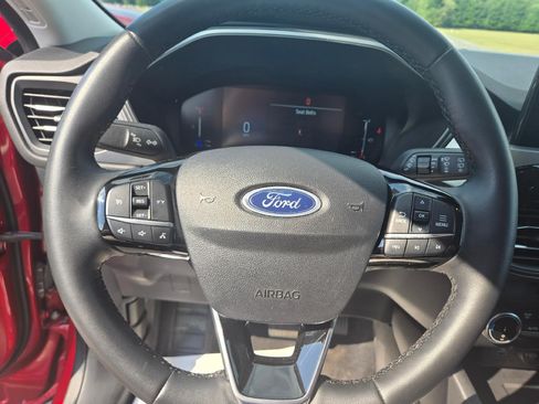 Used 2023 Ford Escape Active AWD/4WD image 13