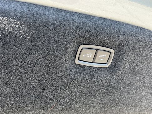 Certified 2022 Porsche Taycan GTS image 21