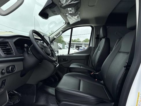 New 2026 Ford Transit 250 Low Roof w/ Load Area Protection Package RWD image 10