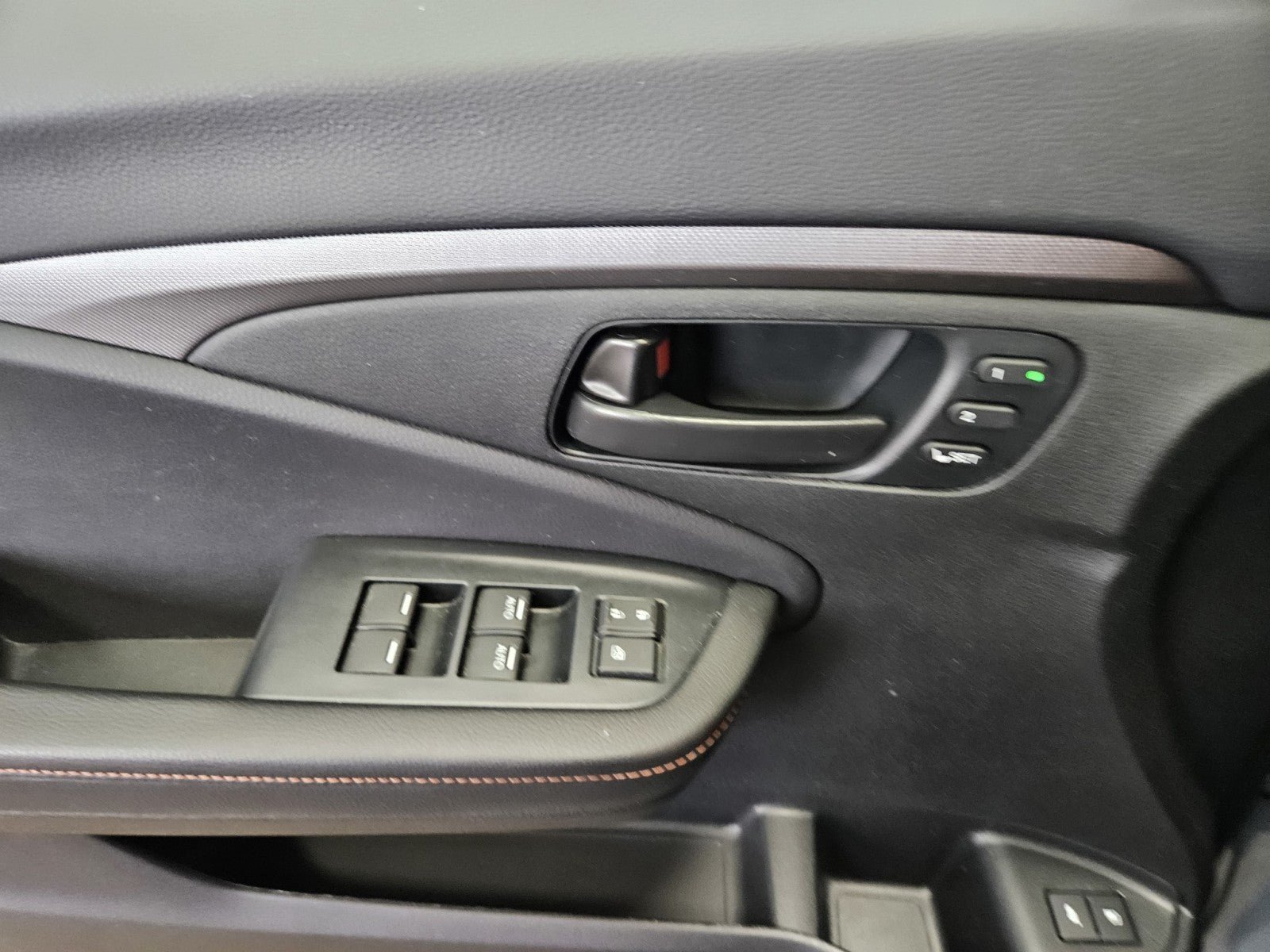 Used 2023 Honda Passport TrailSport image 30