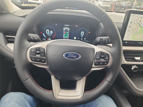 New 2026 Ford Explorer Active image 28