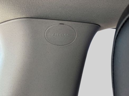 Used 2015 Buick Encore AWD image 24