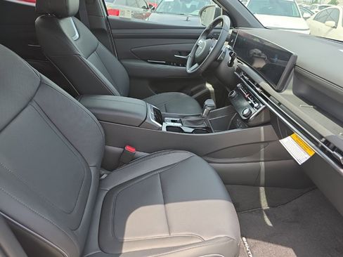 New 2025 Hyundai Santa Cruz Limited image 17