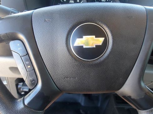 Used 2011 Chevrolet Silverado 1500 W/T image 20