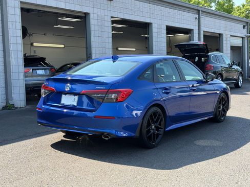 Used 2022 Honda Civic Sport image 9