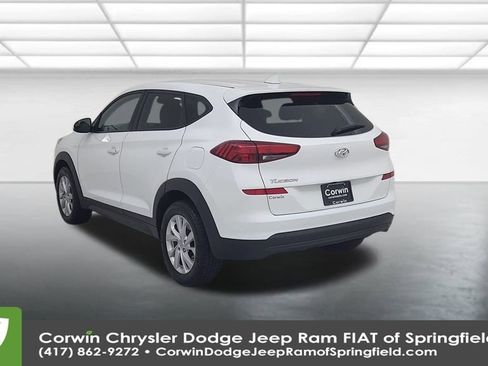 Used 2019 Hyundai Tucson SE image 11