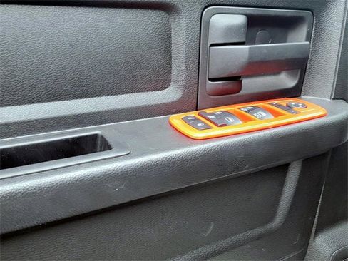 Used 2019 RAM 1500 Express w/ Express Value Package image 10