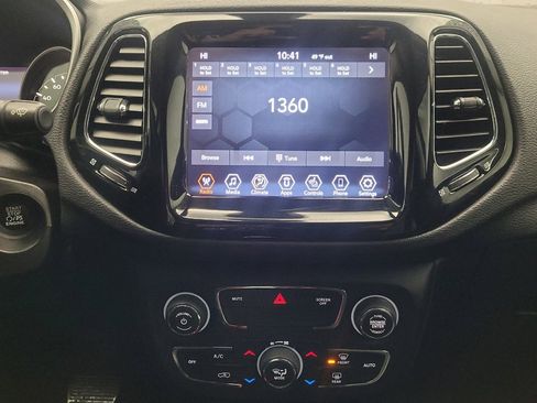 Used 2020 Jeep Compass Limited image 25