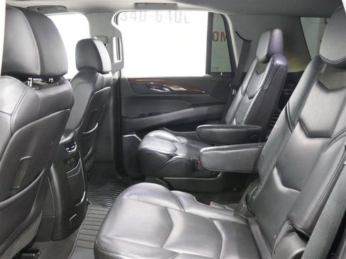 Used 2019 Cadillac Escalade Premium Luxury image 14
