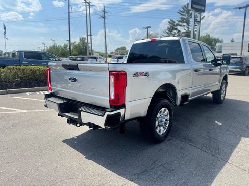 Used 2023 Ford F250 XLT AWD/4WD image 6