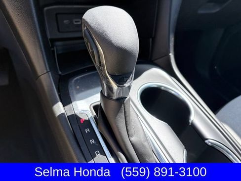 Used 2023 Chevrolet Equinox LS FWD image 20