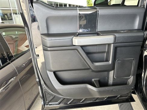 Used 2020 Ford F250 Platinum w/ FX4 Off-Road Package image 28