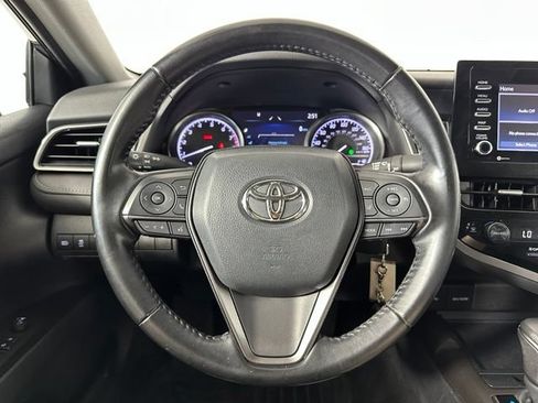 Used 2022 Toyota Camry SE AWD/4WD image 6