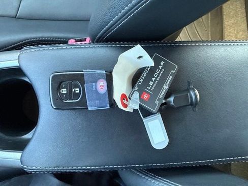 Used 2012 Toyota Prius Four FWD image 31