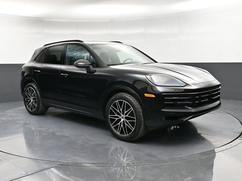 New 2026 Porsche Cayenne AWD/4WD image 10
