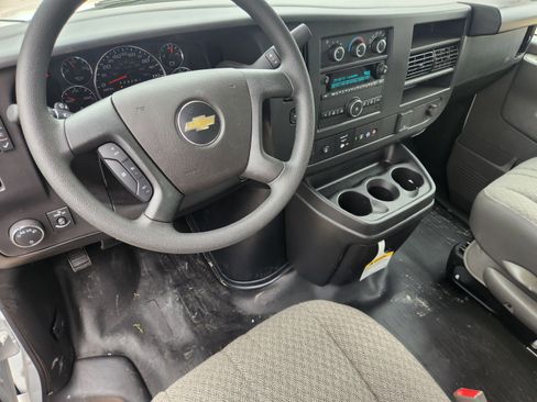 New 2025 Chevrolet Express 3500 w/ Power Convenience Package image 27
