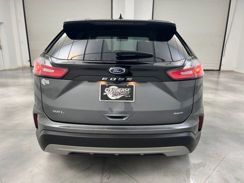 Used 2024 Ford Edge SEL image 6