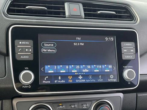 Used 2025 Nissan Leaf S FWD image 18
