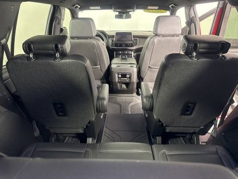 Certified 2024 Chevrolet Tahoe Z71 w/ Luxury Package image 16