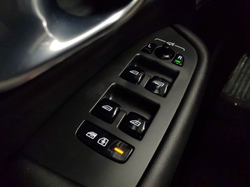 Used 2021 Volvo XC90 T6 Inscription w/ Advanced Package image 17