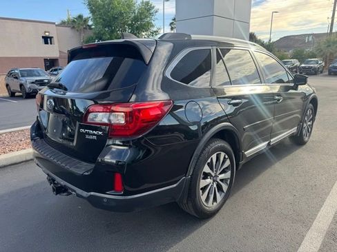 Used 2017 Subaru Outback 3.6R Touring AWD/4WD image 3