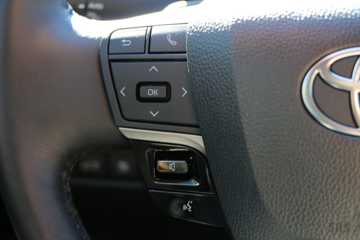 Used 2026 Toyota Camry XSE FWD image 18