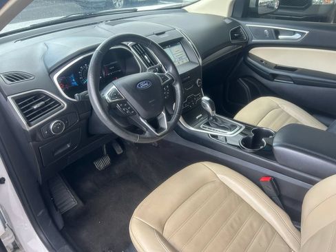 Used 2017 Ford Edge SEL w/ Equipment Group 201A AWD/4WD image 25
