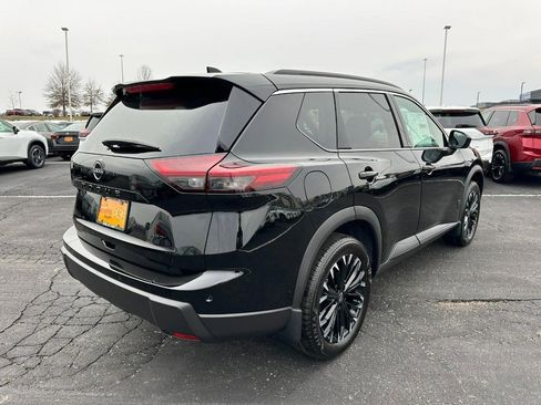 New 2026 Nissan Rogue SV image 3